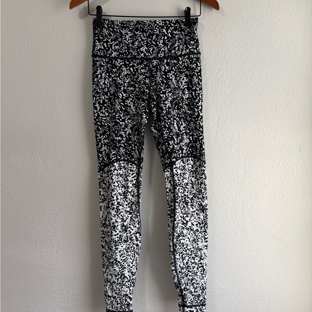 Lululemon Athletica Black and White Abstract Leggings